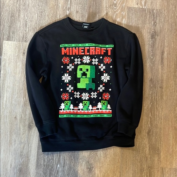 Black Minecraft Sweatshirt with Creeper Design - Picture 1 of 2